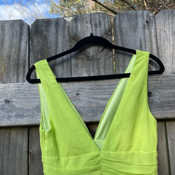 Lulus Lime Green Sleeveless Tiered Ruffle Dress Size S NWT - Picture 8 of 12